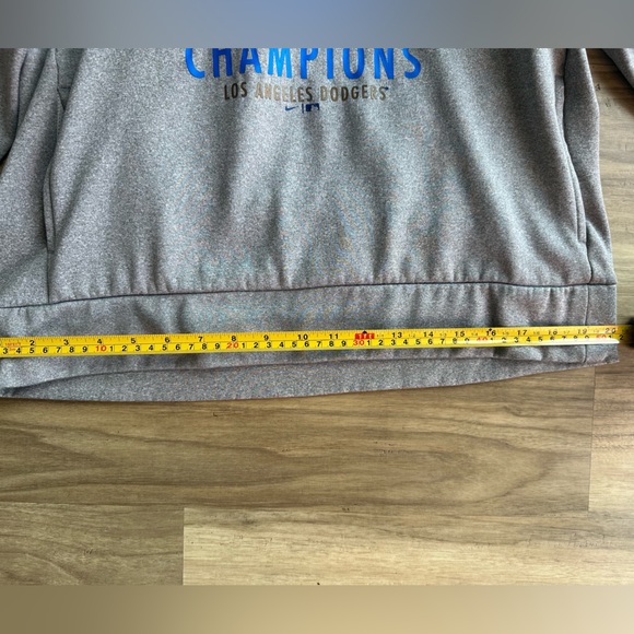 Nike MLB Los Angeles Dodgers Womens
Size M Hoodie 2020 World Series Champions - Picture 5 of 5